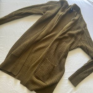Daytrip size XS olive green cardigan